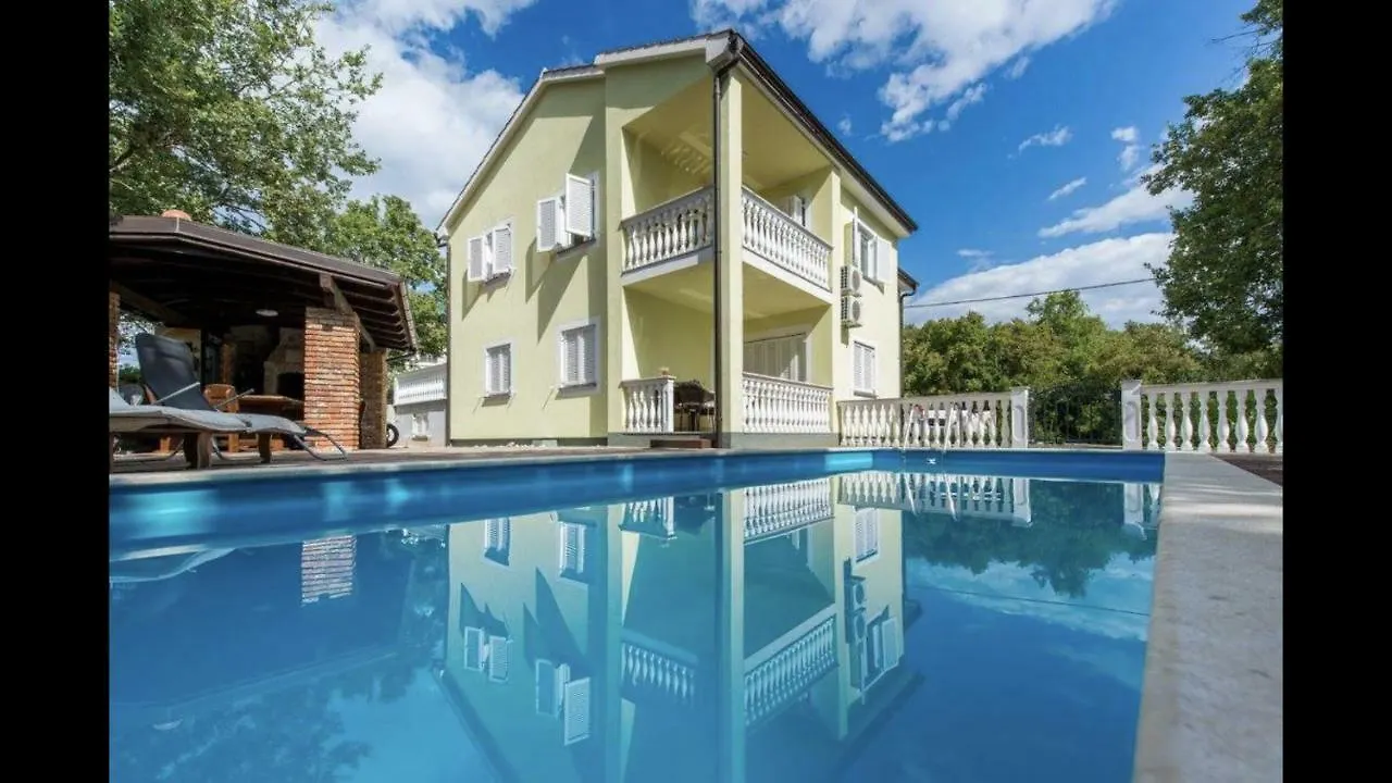 Apartment Fewo Villa Adria Barusic